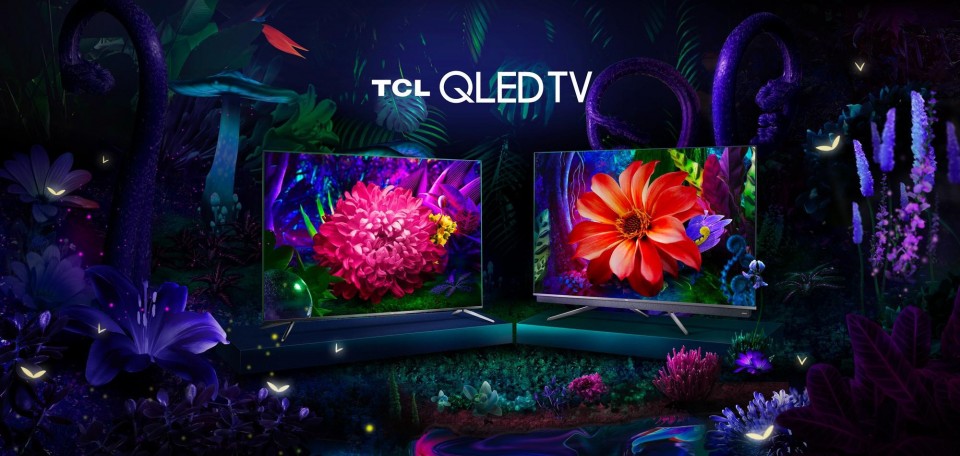Seria TCL QLED TV C71, seria TCL QLED TV C81 (de la stânga la dreapta)